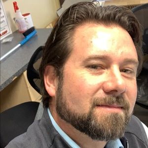 Meet your Posher, Eric